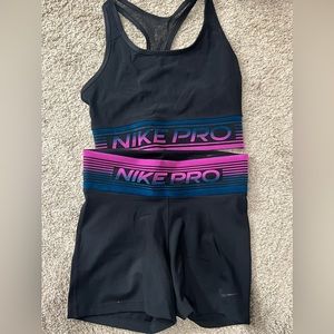 Nike Pro Workout Set